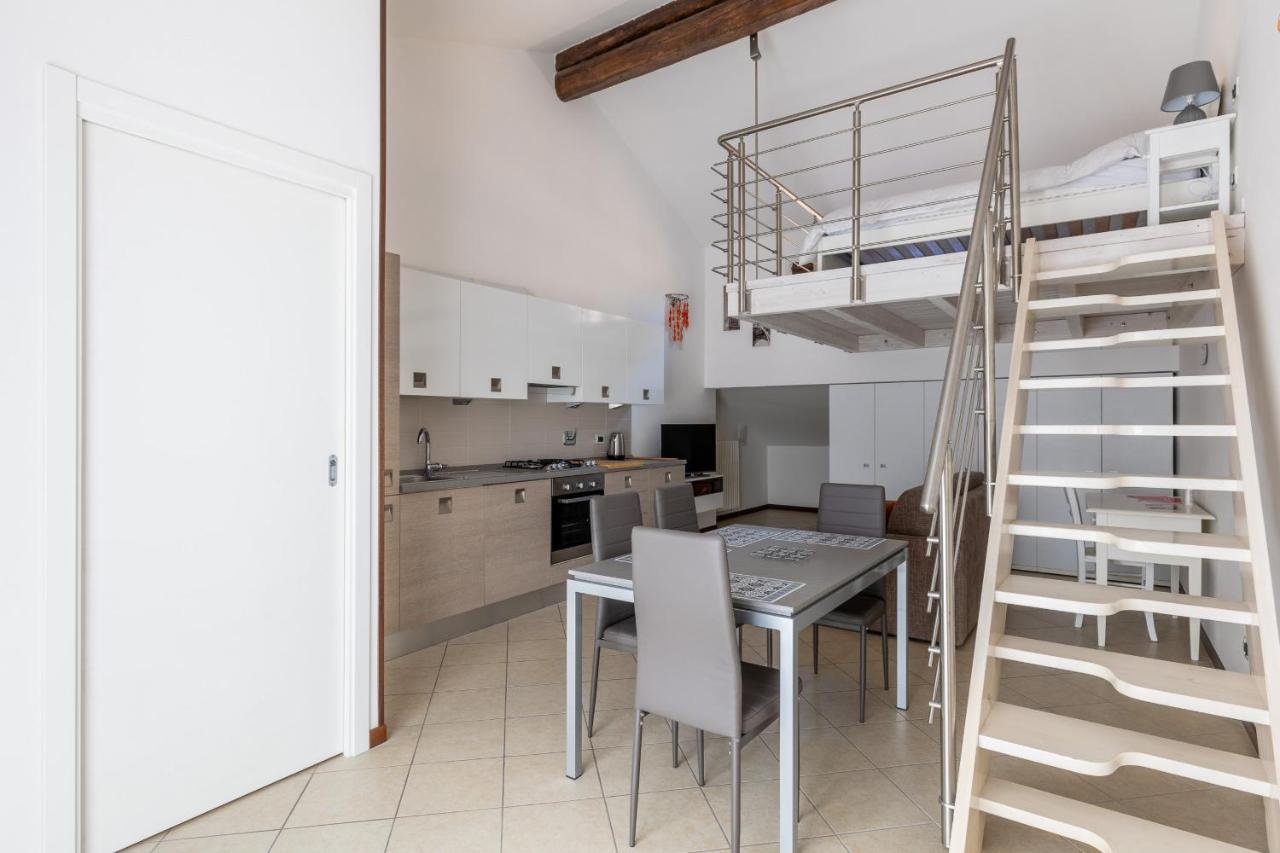 Cozy Mezzanine Apartment By Wonderful Italy Болоня Екстериор снимка