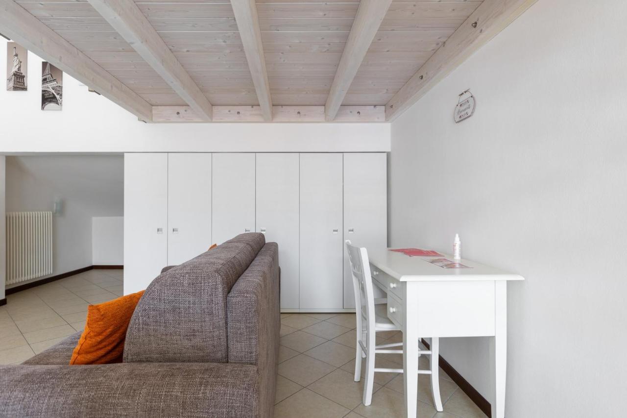 Cozy Mezzanine Apartment By Wonderful Italy Болоня Екстериор снимка
