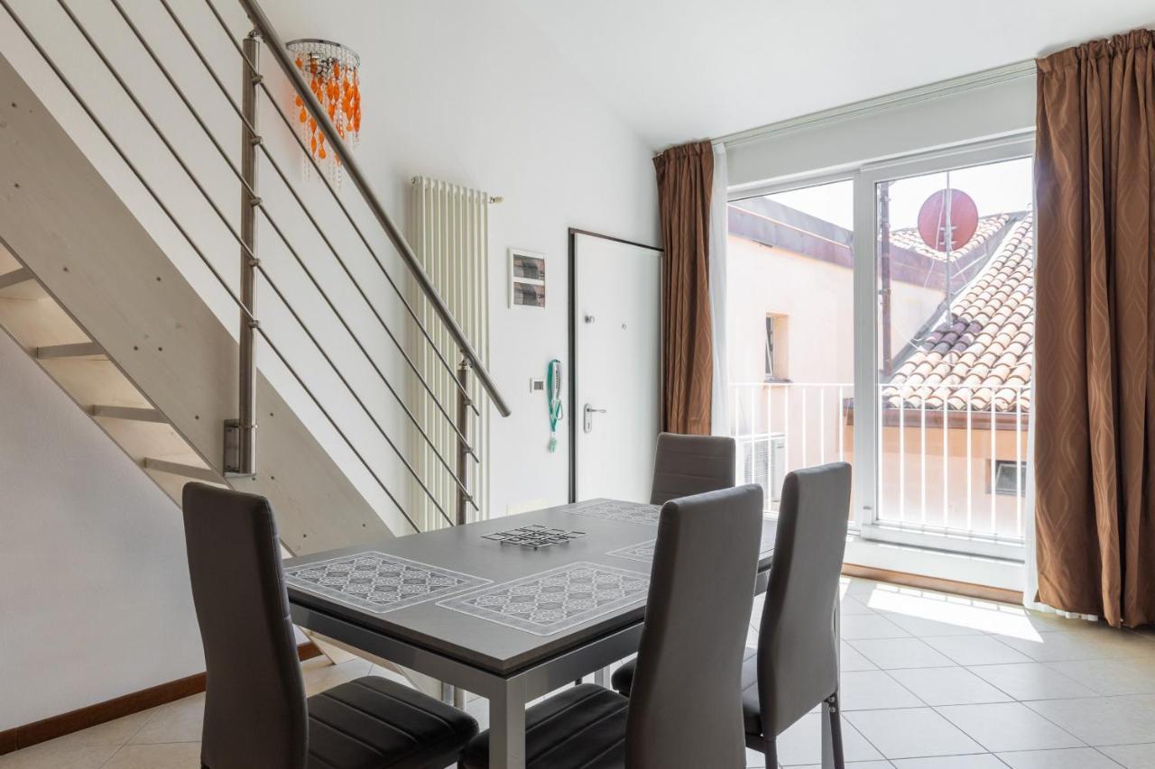 Cozy Mezzanine Apartment By Wonderful Italy Болоня Екстериор снимка